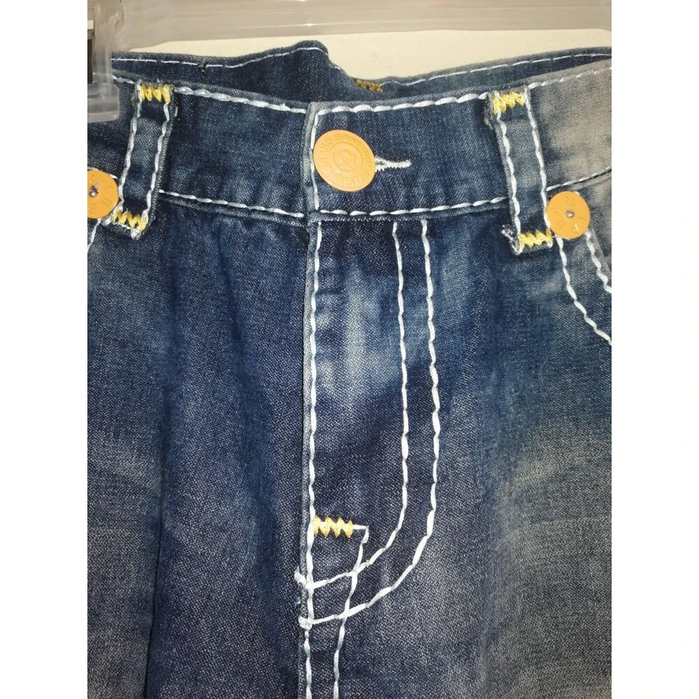 New with tags True Religion Billy Big T 78 Urban Cow 24-5030MBT2 Jeans Size 34